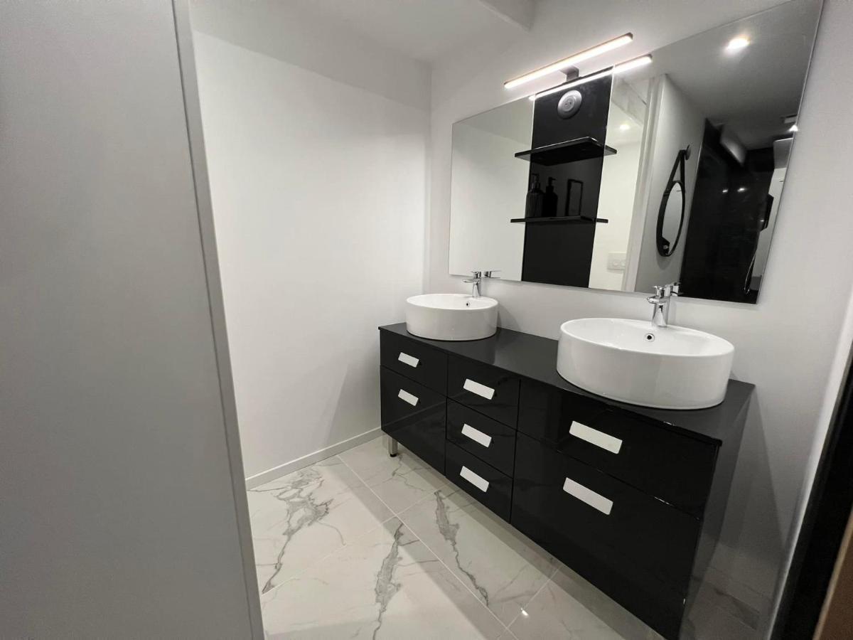 Luxury Room Fruges ภายนอก รูปภาพ
